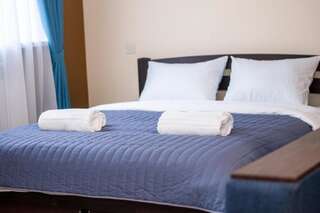 Отель Prestige Apartments Днепр Люкс-11