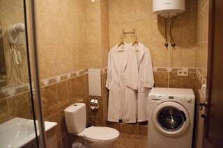 Отель Prestige Apartments Днепр Люкс-13